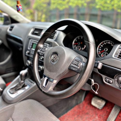VOLKSWAGEN JETTA TSI 1.4 (A)-10